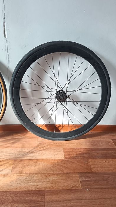 два колеса на фикс