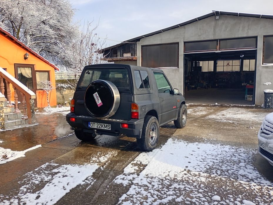 Vând Suzuki Vitara