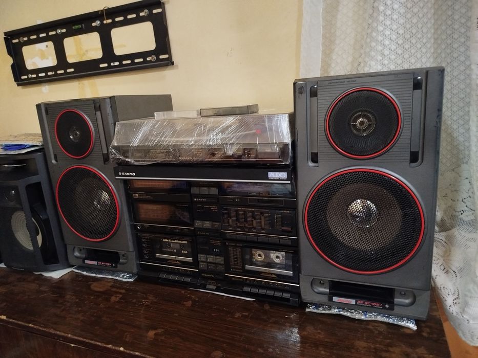 Prodaetsa Sotiladi Sanyo 6100