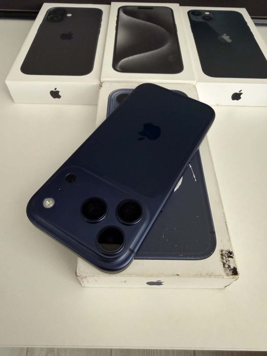 iPhone 17 Pro Deep Blue 256GB