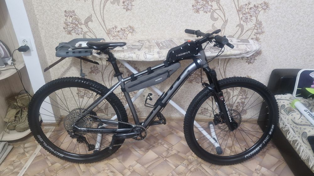 Продам велосипед skott