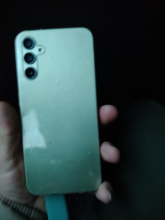 Samsung A14 телефона е използван и има външни забелешки