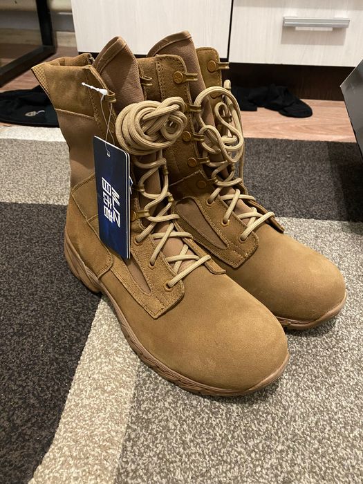 Продам ботинки 45 размера