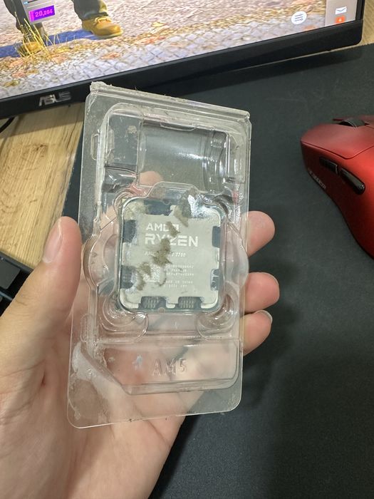 Процессор Ryzen 7 7700