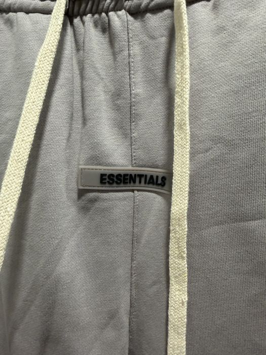 *OFERTA* Pantaloni Scurti Essentials