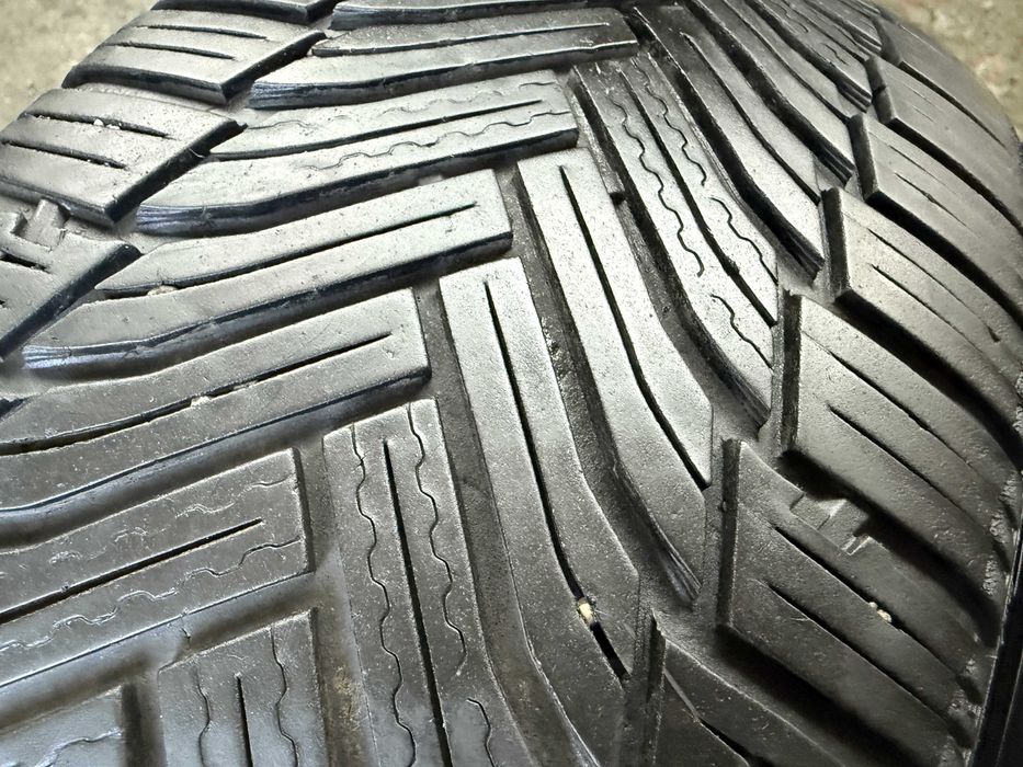 2x Anvelope iarna 215/65 R16 - Michelin Alpin 6