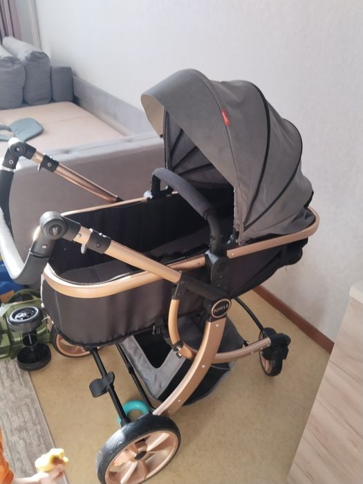 Продам детскую коляску