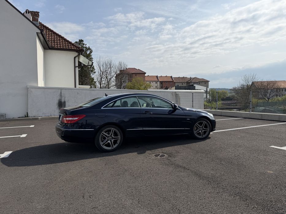 Mercedes-Benz E-Class Coupe