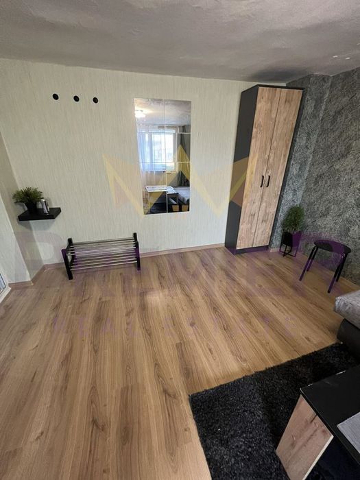 Дава се под наем Едностаен апартамент в Варна, ВИНС - 25 кв.м за 178.5 € - Снимка #3