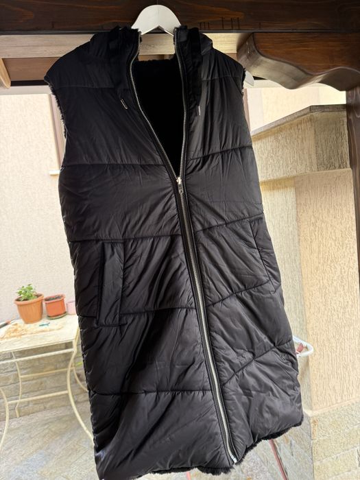 Дамски двулицев елек с качулка