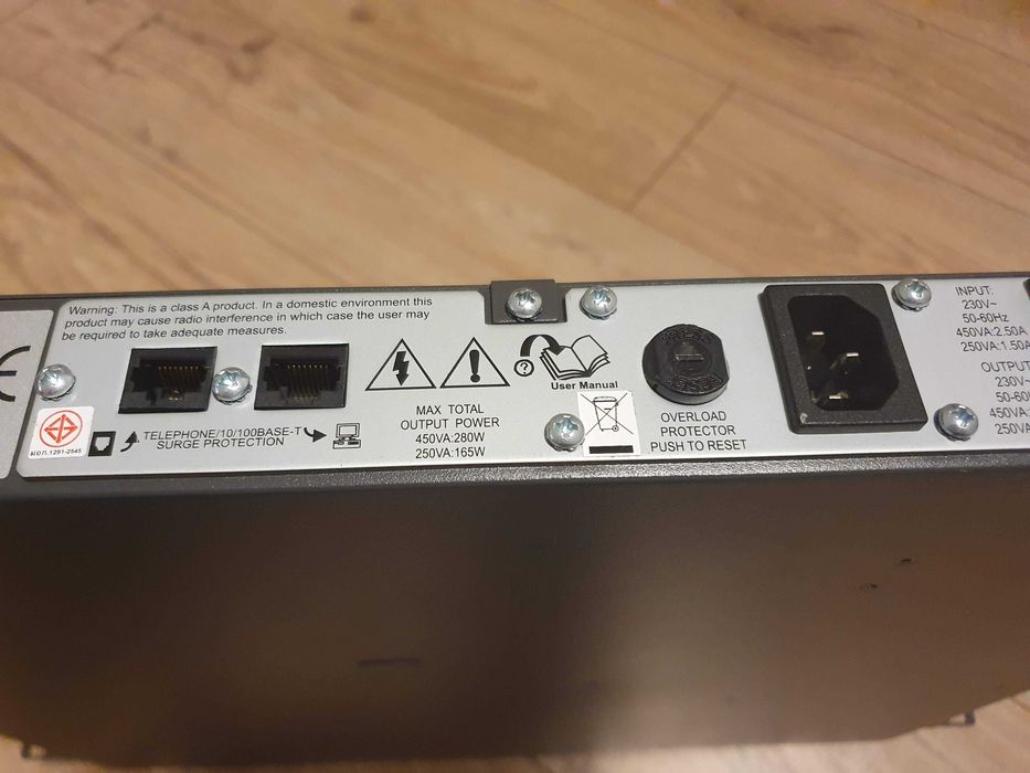 UPS APC Smart-UPS SC 450VA -Rack module - 19 "