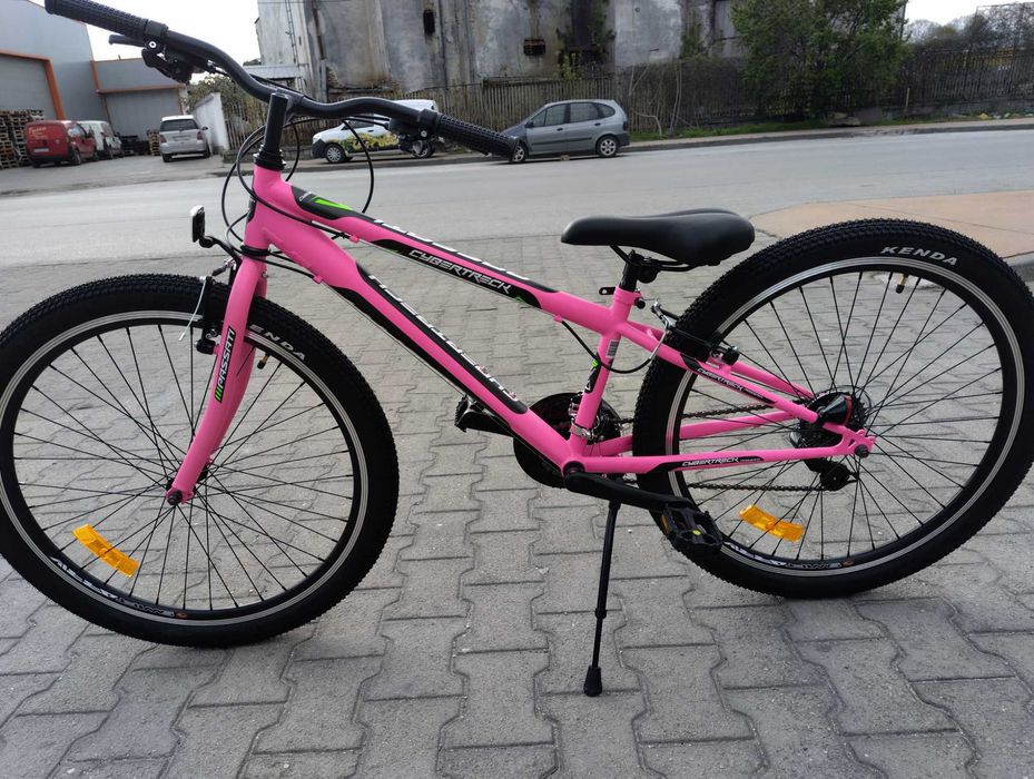 BG Велосипед 26" CYBER розов