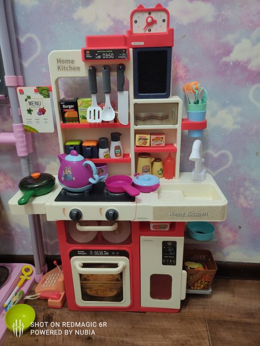 Продам детскую кухню