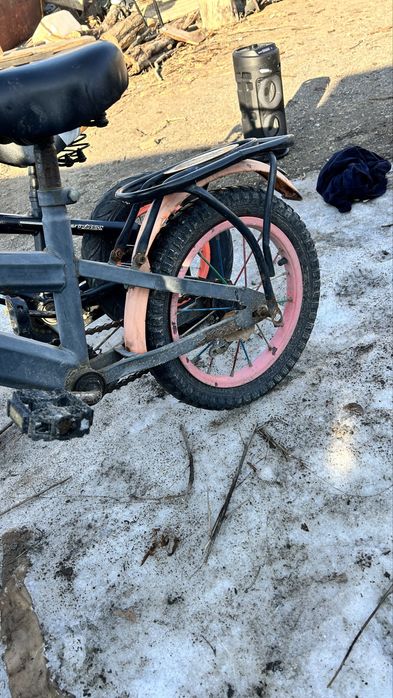 Детски велосипед нормальном состояни