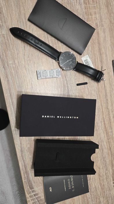 Daniel Wellington, diametru 42