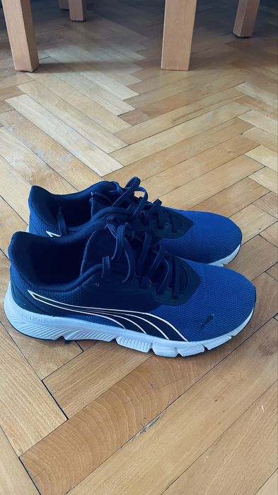 Маратонки 40 номер