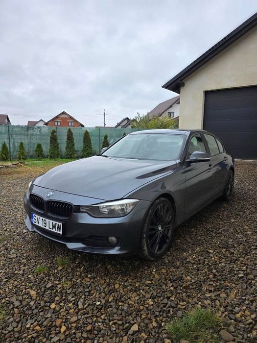 BMW Seria 3 0 — imagine 3