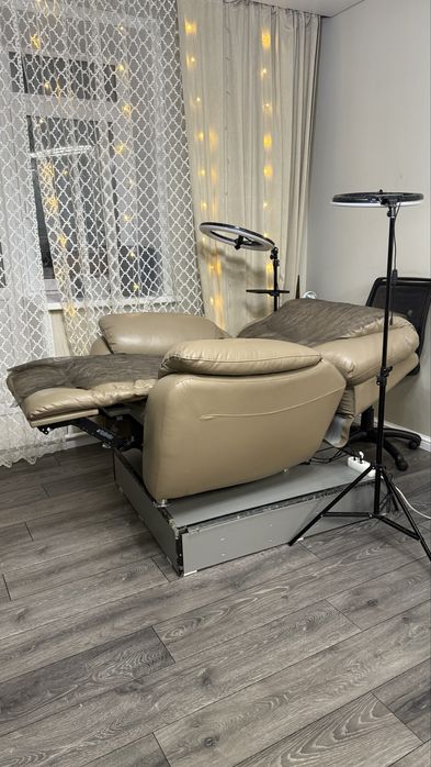 Продам кресло реклайнер