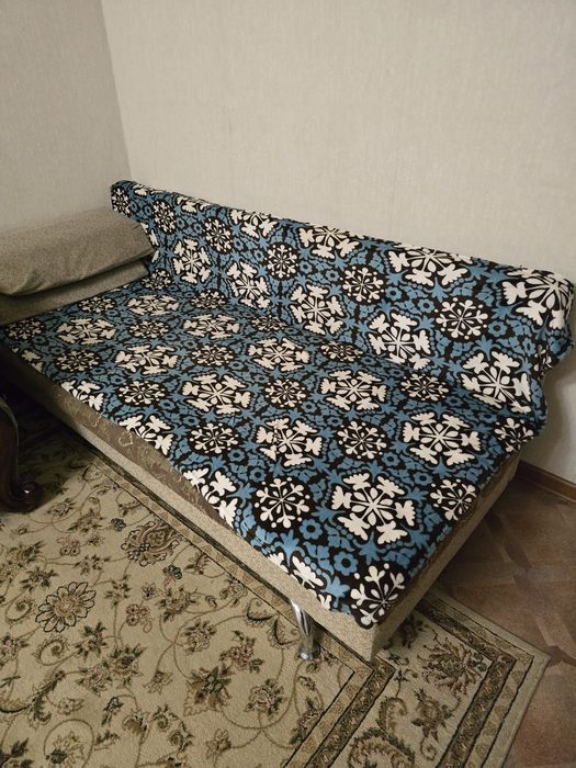 Продам тахту бу раскладывается