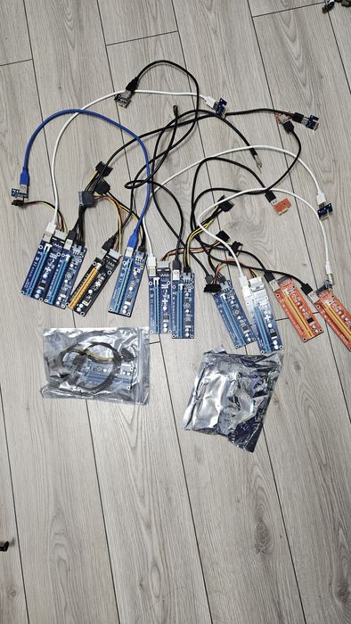 Placi de extensie PC calculator si cabluri