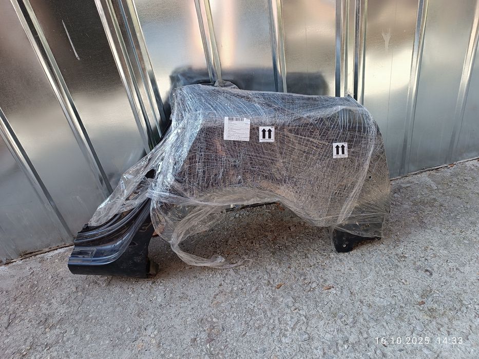 Заден ляв  панел за Ауди А6  комби