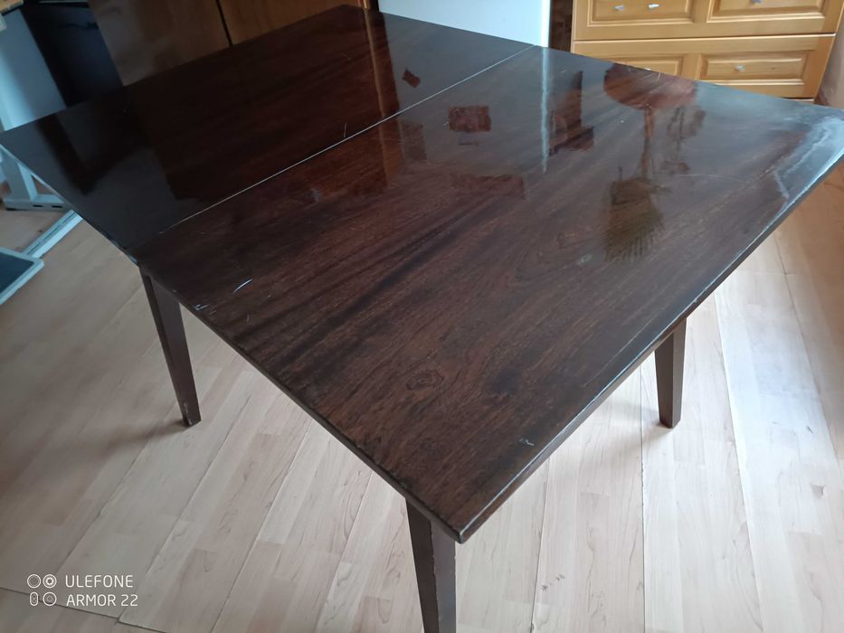 Разтегателна маса