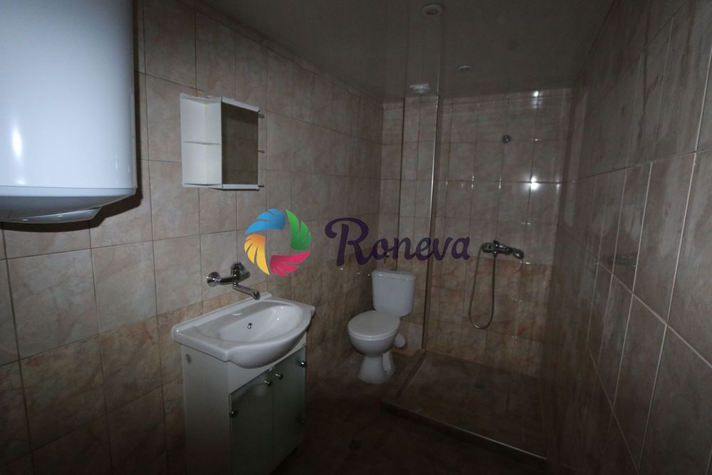 Продава се Двустаен апартамент в Варна, Бриз - 94 кв.м за 1015 €/кв.м - Снимка #4