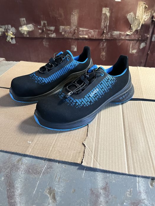 Vand pantofi protectie Uvex marimea 44