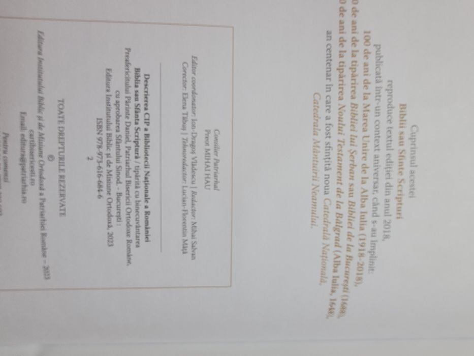 Biblia ortodoxa alba cu auriu dim 17×25