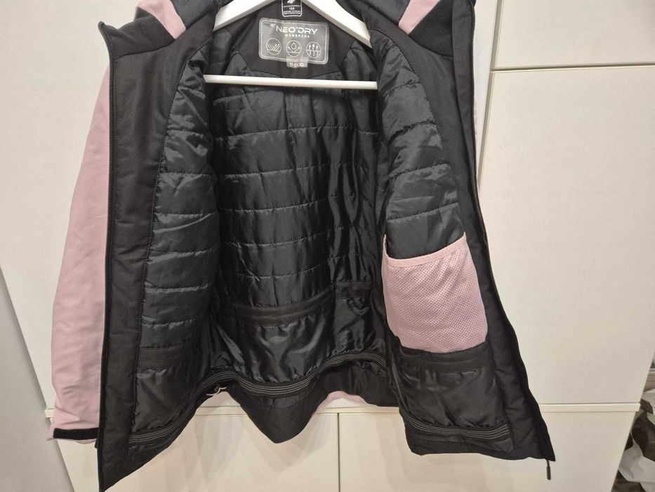 Geaca de ski 4F marimea 164 impermeabilitate 5000, stare foarte bună