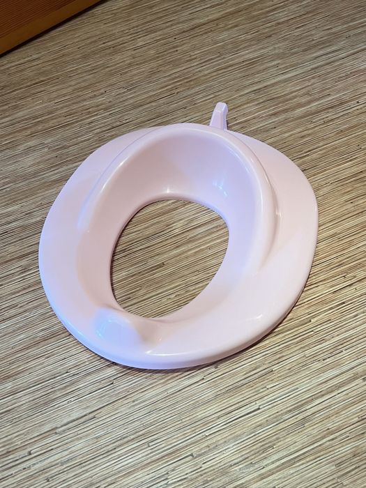 Стул детский и сидушка на унитаз