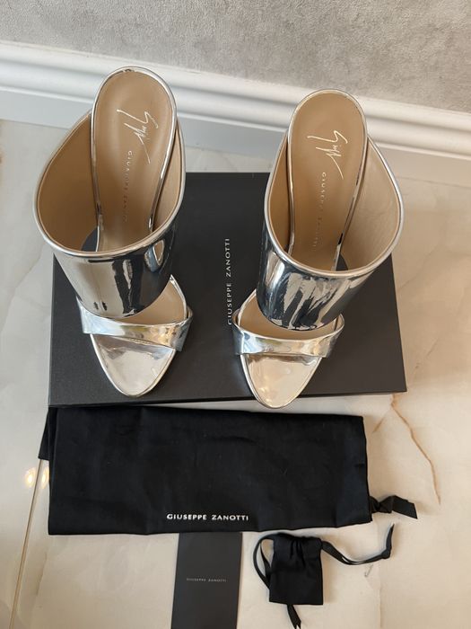 Giuseppe Zanotti  Сандали