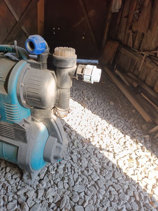 Продам насос ,почти новый