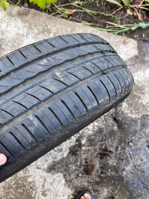 Set 4 roți de aliaj , cauciucuri Pirelli folosite o varăl