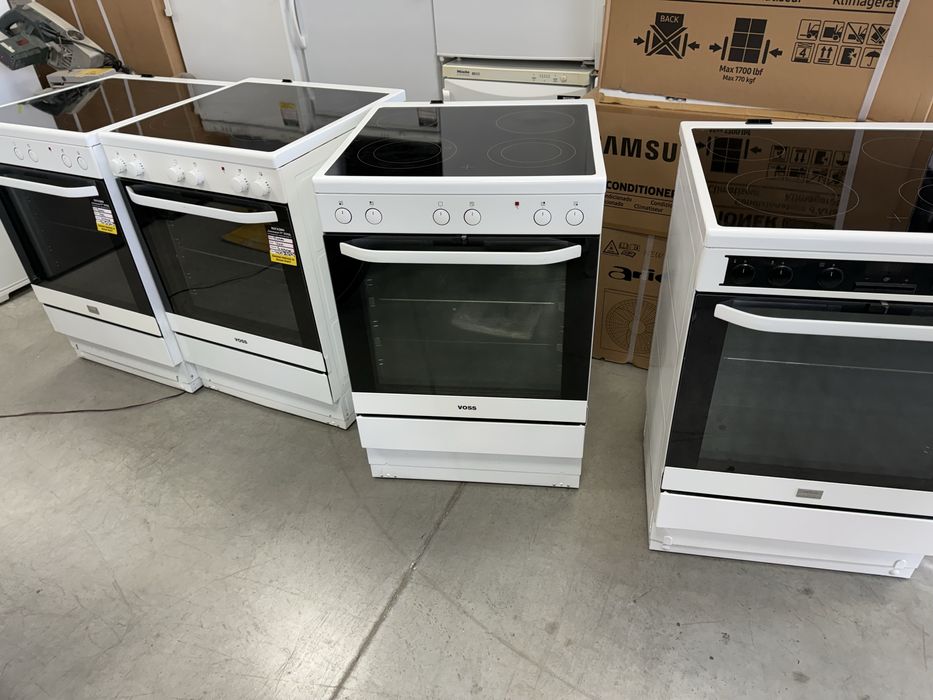 Готварска печка ELECTROLUX VOSS със керамичен плот