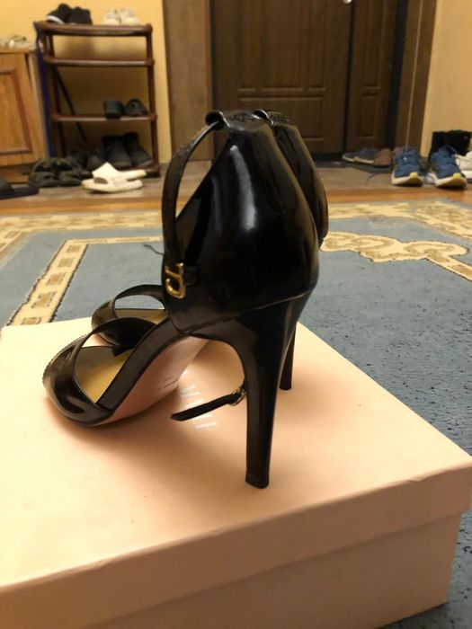 Босоножки в отличном состоянии