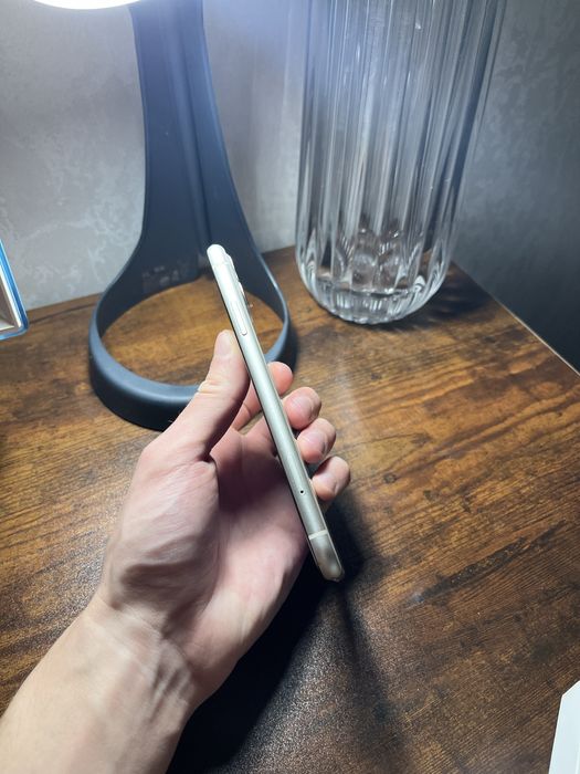 Iphone 11 83% без ремонта