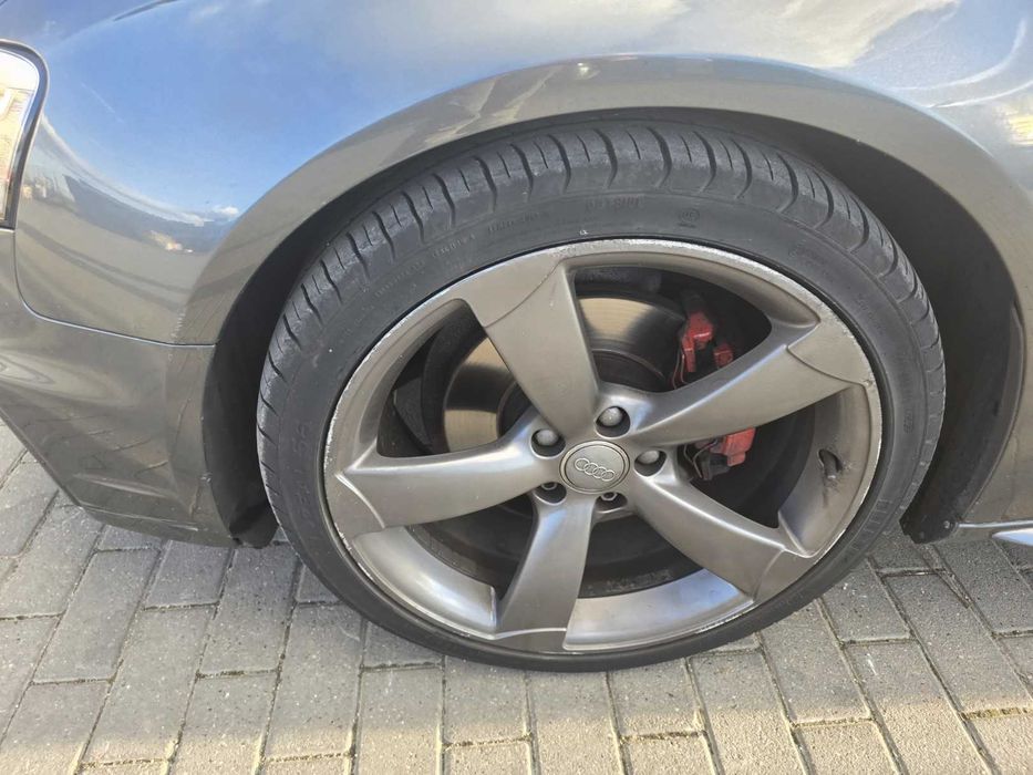 Dezmembrari dezmembrez Audi A4 Facelift Berlina 2.0 tdi S line cod motor CNH