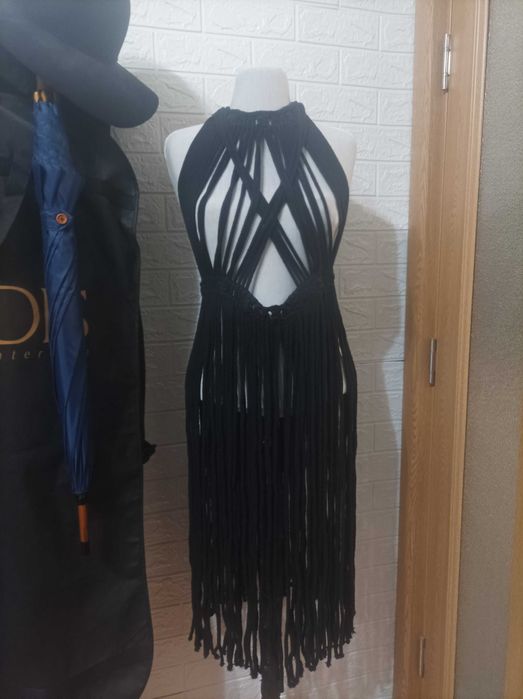 оригинални маркови рокли Alaia, Valentino и други