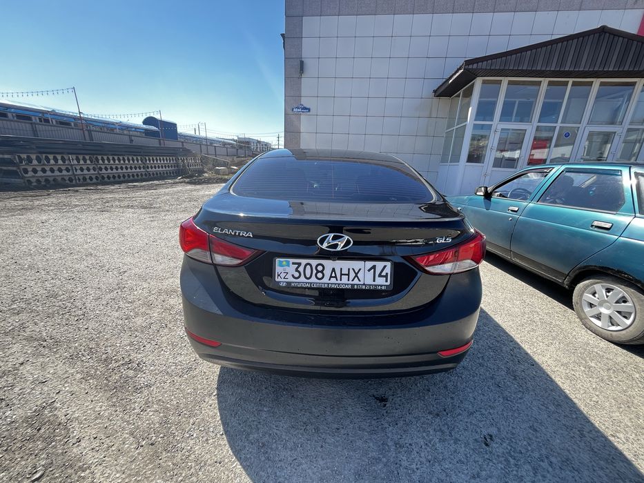 Продам hyundai elantra 2015