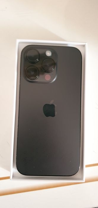 Продам Айфон 14 Pro