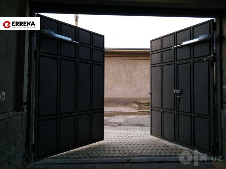 Распашные ворота АВТОМАТИКА из Испании. Работает без света.
