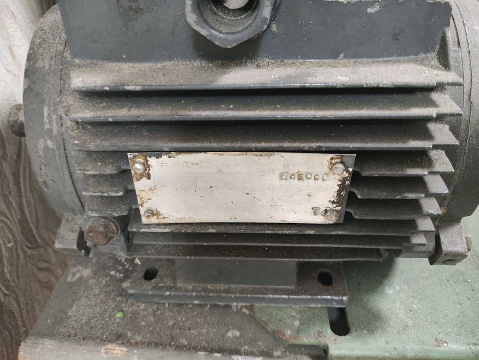 Токарный станок по дереву СТД -120 М