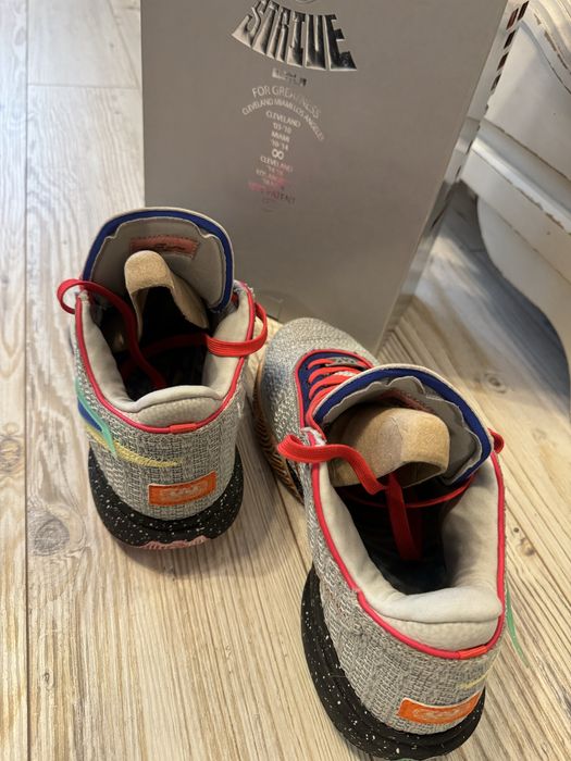 Pantofi sport baschet Nike Lebron Xx stare excelenta grip excelent