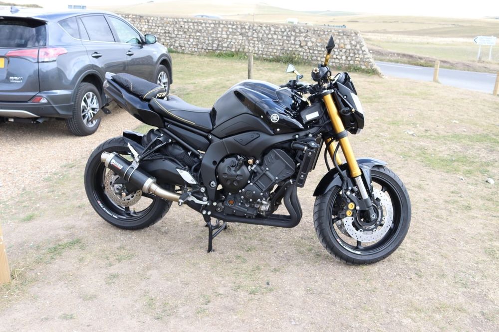Yamaha fz8  2012