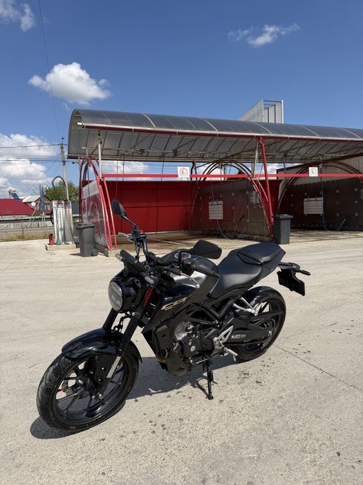 Honda cb 125 r 2025