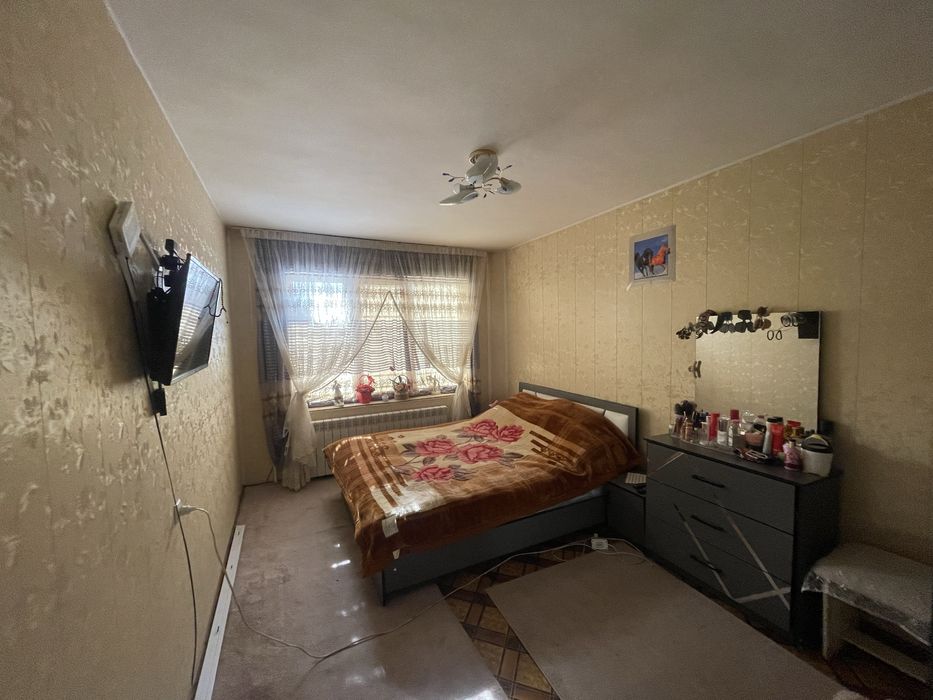 Продаётся 2-комнатная квартира