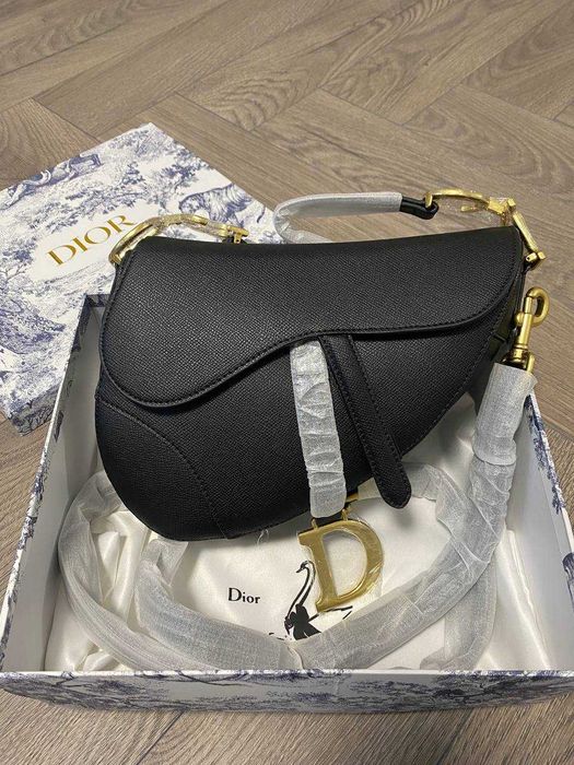 Geanta Dior Saddle Neagră din Piele Naturală - nouă, în cutie