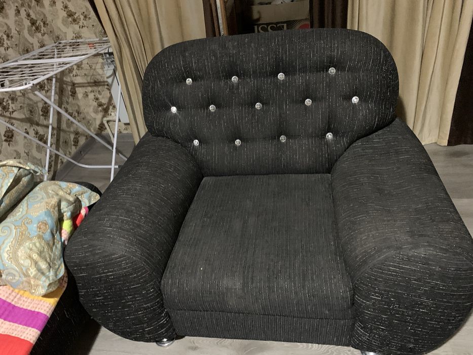 Диван и кресла, 15000
