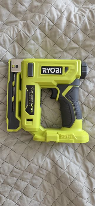 Capsator Ryobi R18ST50